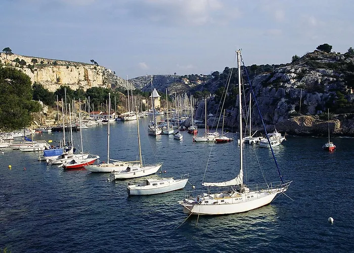 Pierre & Louis Lumiere Apart Otel Bandol