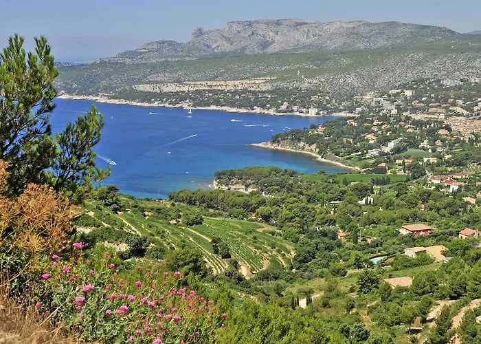 Pierre & Louis Lumiere Apart Otel 3*