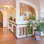 Hotel apartamentowy Pierre & Louis Lumiere Bandol